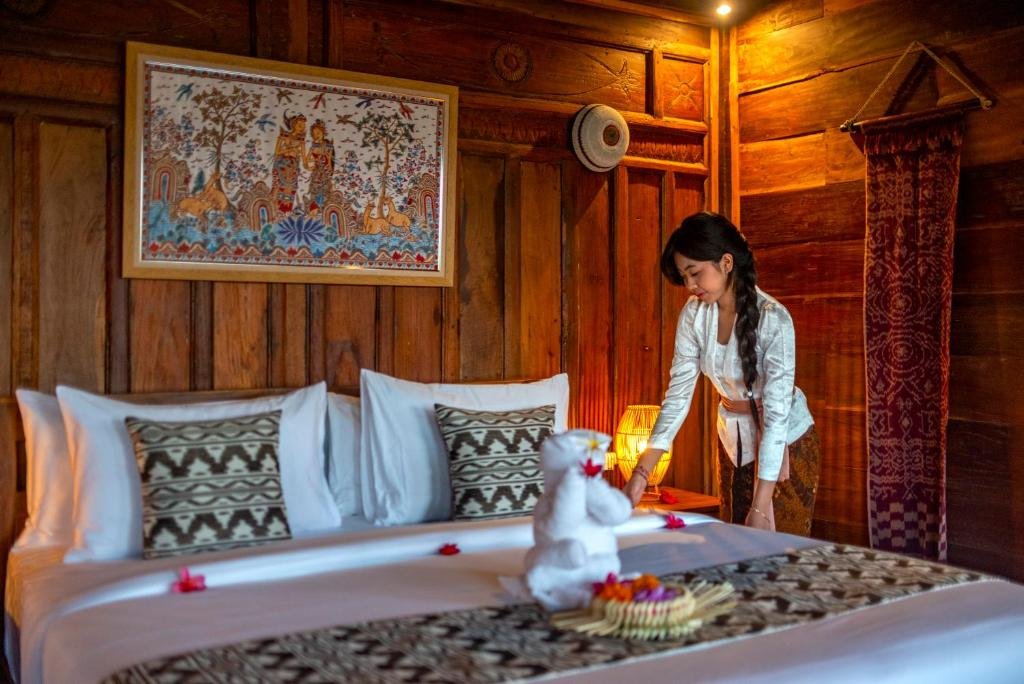 Boutique Villa and Resort Management